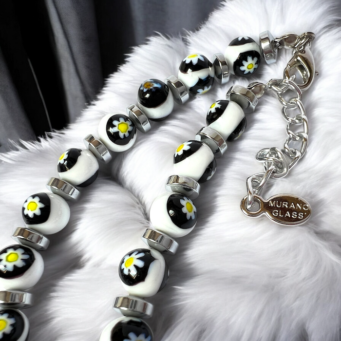 Murano glas halsketting San Remo bianco detail - handgemaakte witte glazen kralen van Corte Murrina